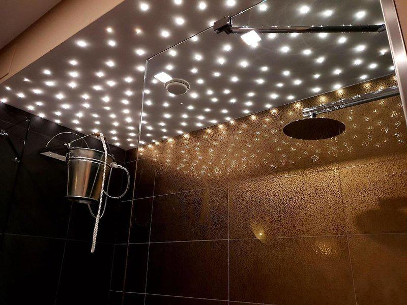 183F64428CC0EA7B5FDBA2033752035C