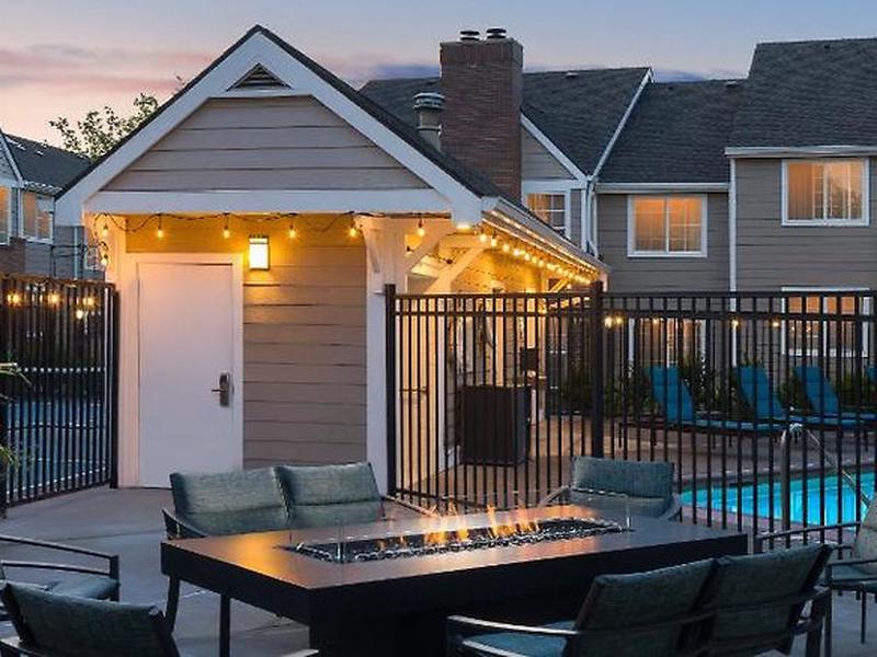 75A1037C2CA5698AE5F38452B1DD662D