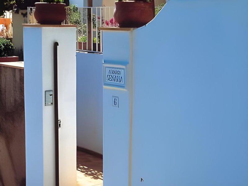 E39CDAED7C0B8931C8FF9B707E5B6A80