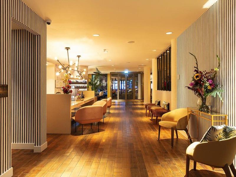 90AAEA3548D4839D831C4E3649D5781A