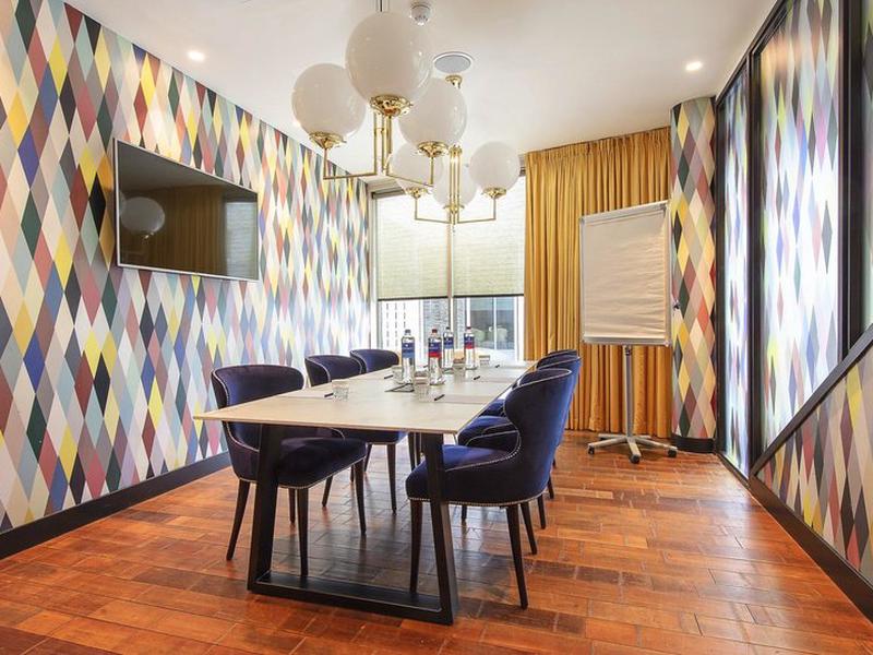 7B68F2884E02F51FD7196B42618F0A3D