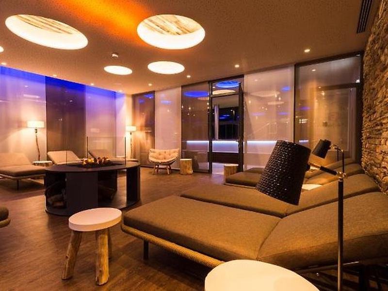 12C5B0C587F2E0CE9AAFF511432DEEB8