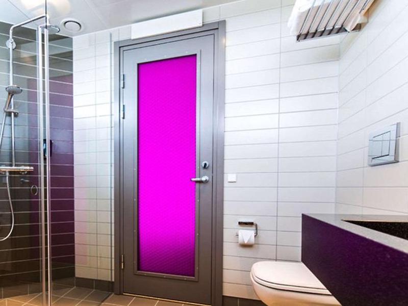 57E0FE578A33436F93F0C174D1475773