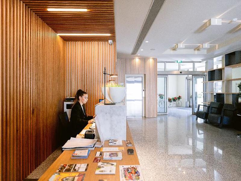 D964CE20B2C775272A96CBB2755C48D9