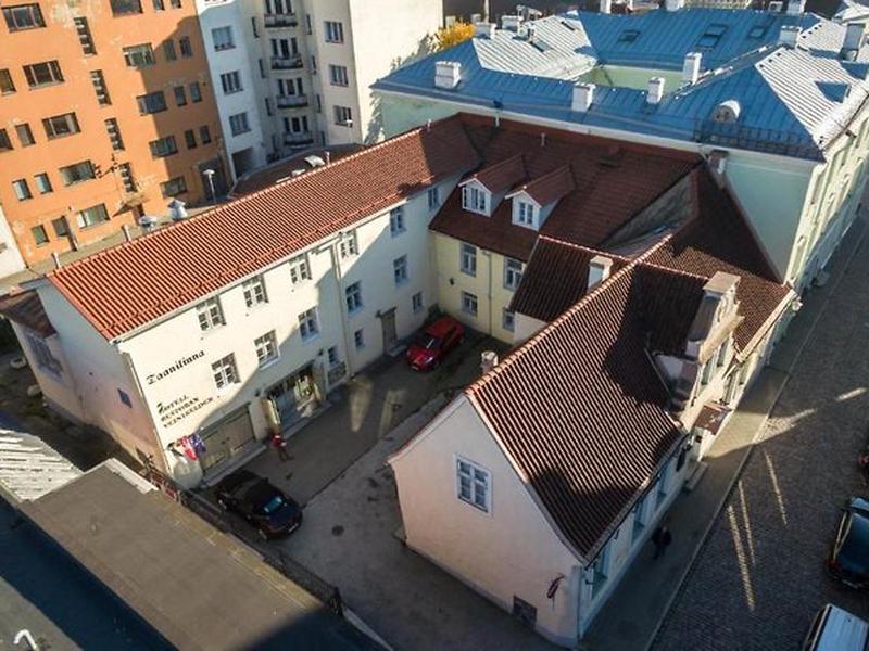 E5352610146CC175C86D7FD28D70B744