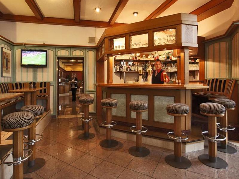 C809610953097D184A8384490AEB6205