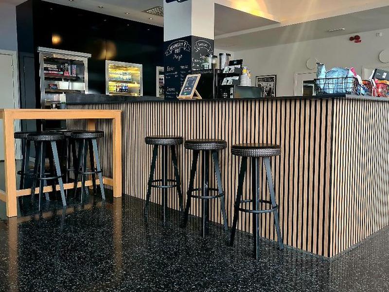 7151C4AF60D920D3DDCE604D206D3B86