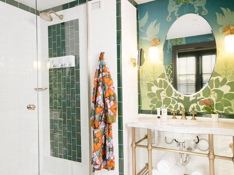 18BA02FF22EC0EE38A8D923EEC174340