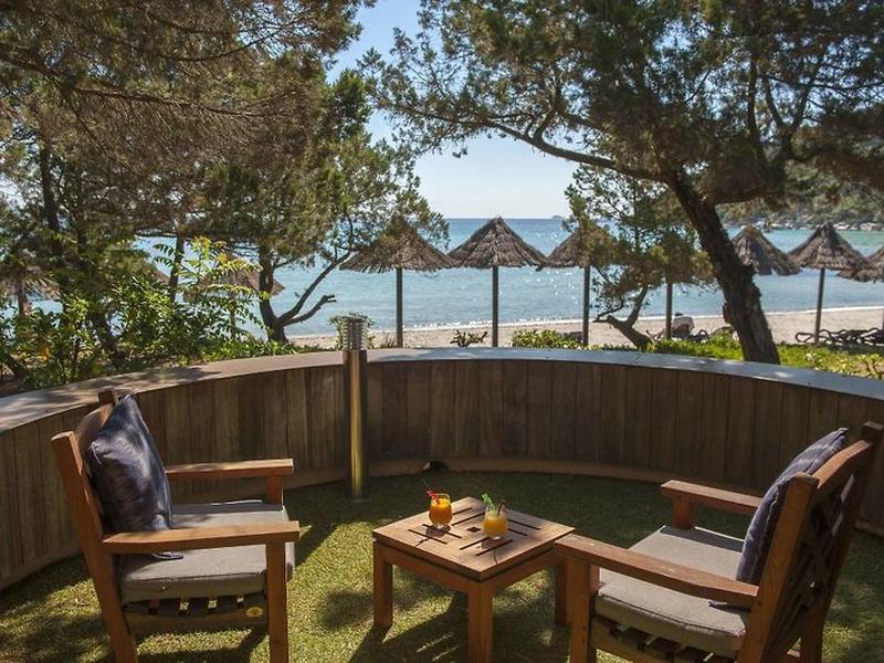 3CBBD8340DC8E20D78F9DCC2F0DE4F94