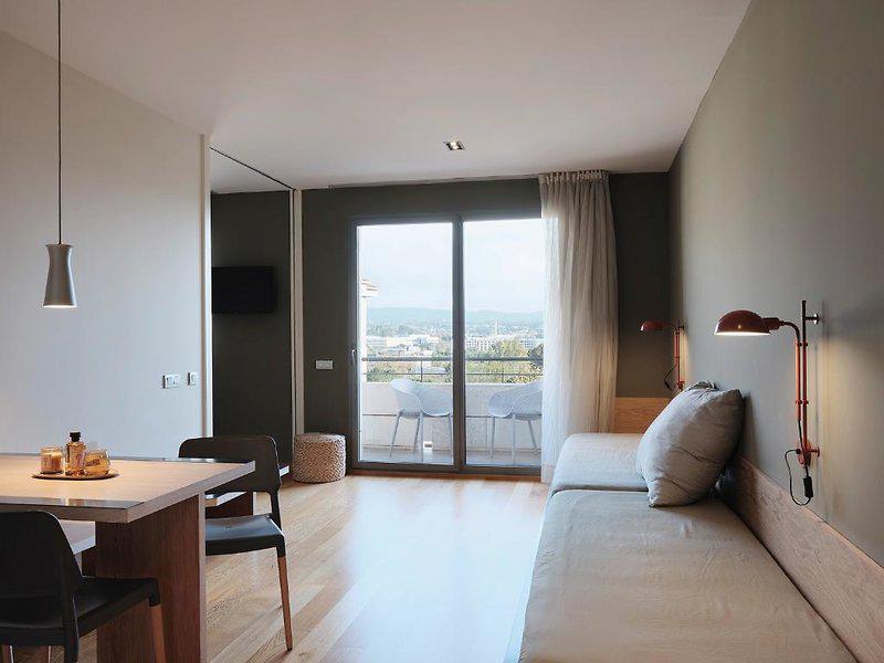 A8BFCB5BE55B6EB2B95825381314CF81