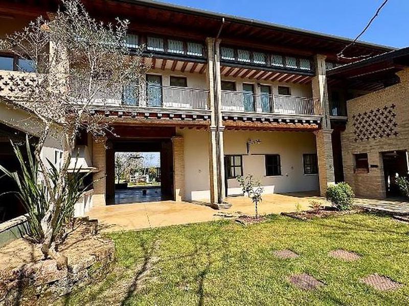 94712DC899422C6973E0FD1D856A0EB6