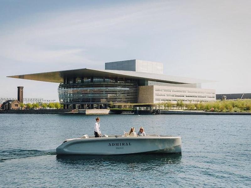 524C75F661C18549C5502C9DF0BD3304