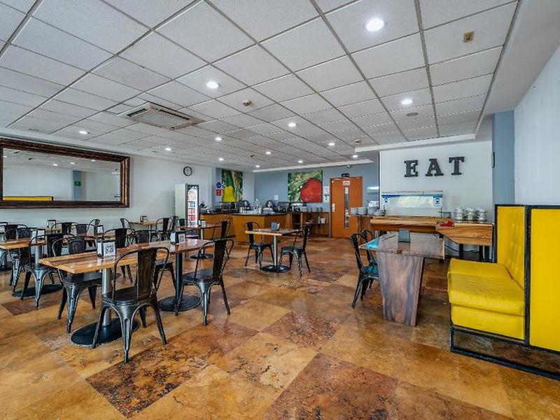 2AD5AA51E3E685D1D9ECDCCC560AF241