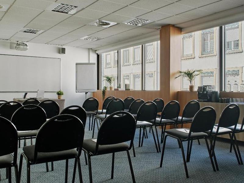 BB37D787371D4E4C6A529F67B8D994CA