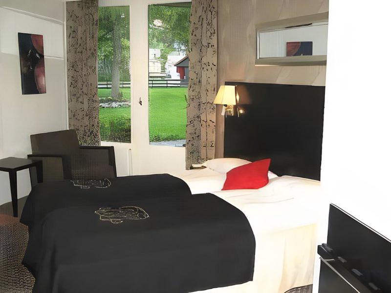 BF24D853837FA20B2D6166E274CA8FB3