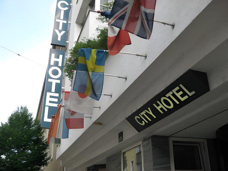 2862F0E24E19340C827056D42EB2217A