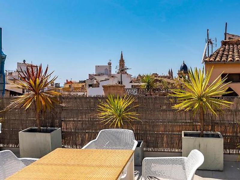 E56B708A0408C484BCDF305B4282C7BF