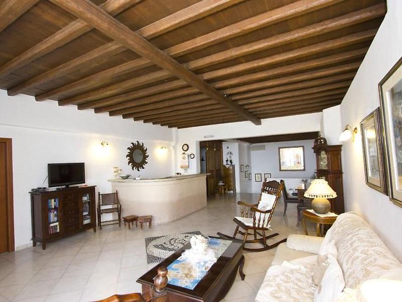 952F8546AA4ED2DA37B421D718F25FC2