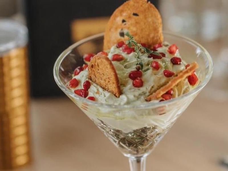 962CE52243AC18EC4372286A42D28202