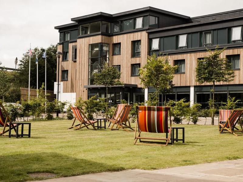 BA0B0E28149EC2C4960173F1243A8AA4