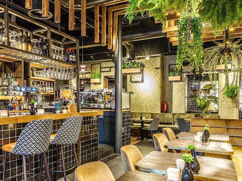 80F16A1D39D1F64E53BC269FC964885F