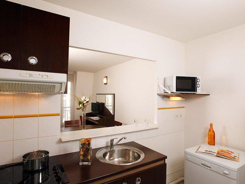 3EFF91695B0AC1F3C741554CC29679D9