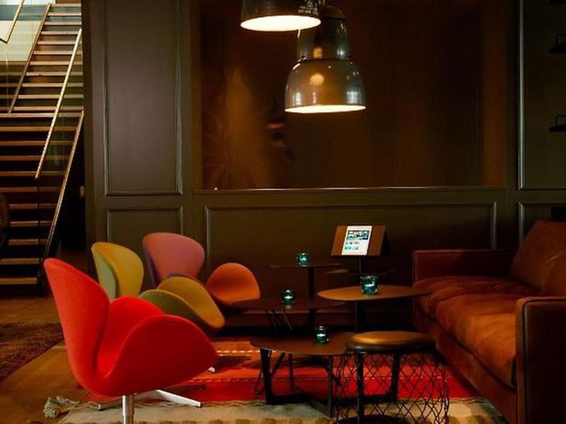 9EB4AFDA0F6CC86DE2D2DC95AEF6CD65