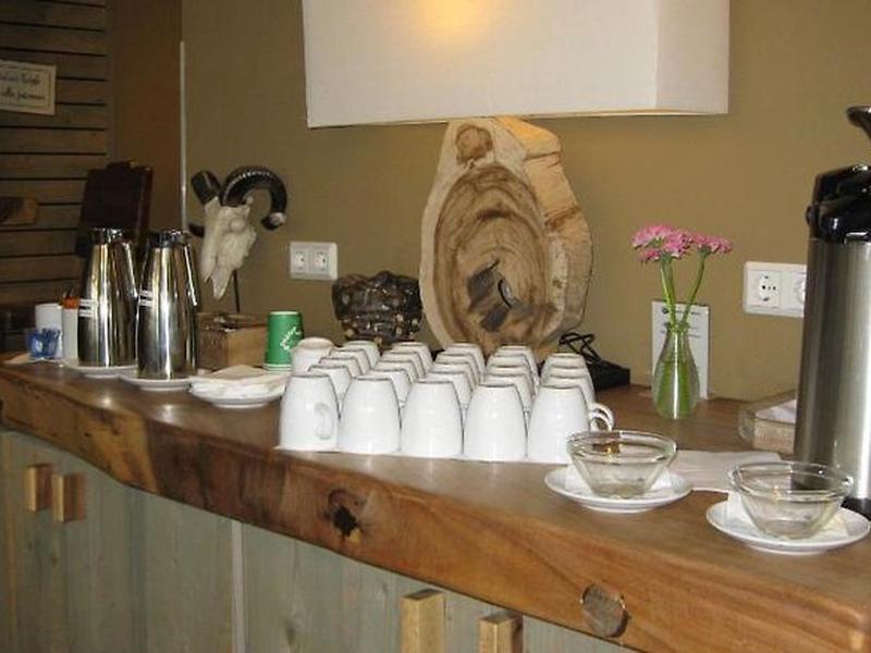 32E9047A92BF04E43A53A80AF52C57F1