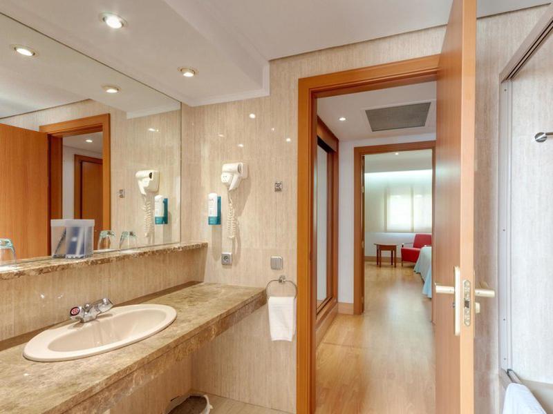 197692FB113D0599F0023D0604DD2639