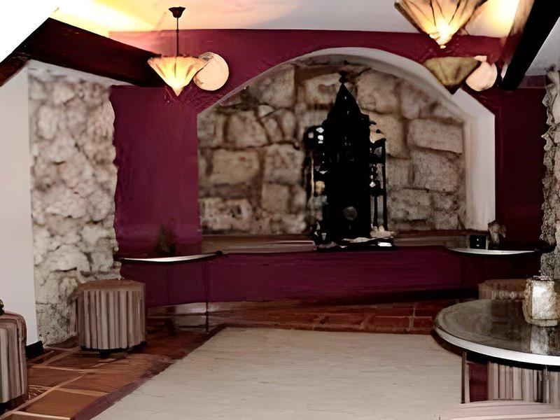 41CFF0D6D4123927E08D67801D9FD85B