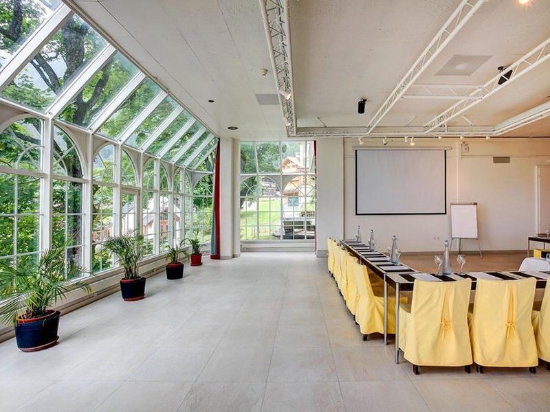 48F24DC8EE65D319D9182CBDB418543B