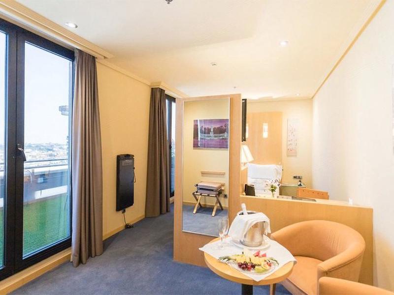 5F2BE603BE1CCA20E705962FB201E0C1