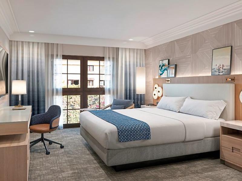 5E66B409133E32E98BBEB0A57A3C6CAD