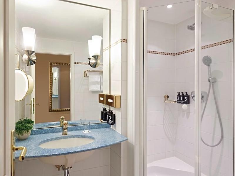 FD8519C92911CE615AE8D6A2DEA1F7FD