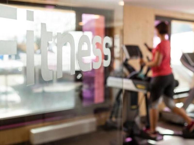 ADEFF81D329DEEA48354AB586E1F6AE1