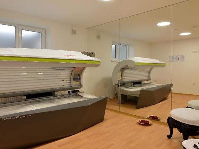 658079A112B1423E11481549E803B00C