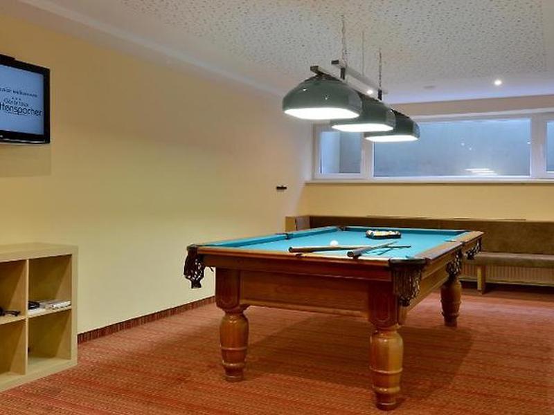 B33460237B9A64F5EDA0B56C64334720