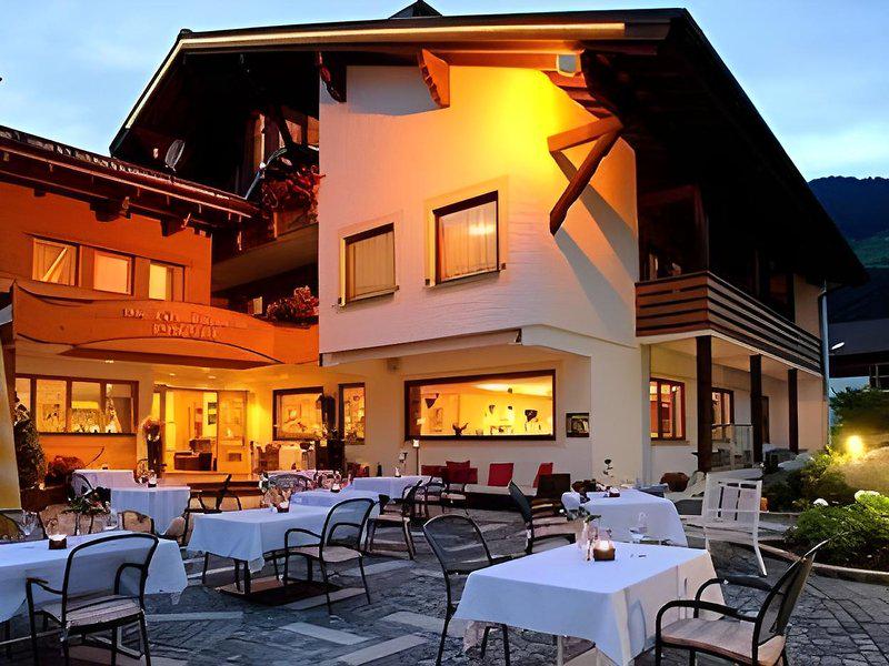 E4F3D9A4B4FE66AA17882A0A28646770