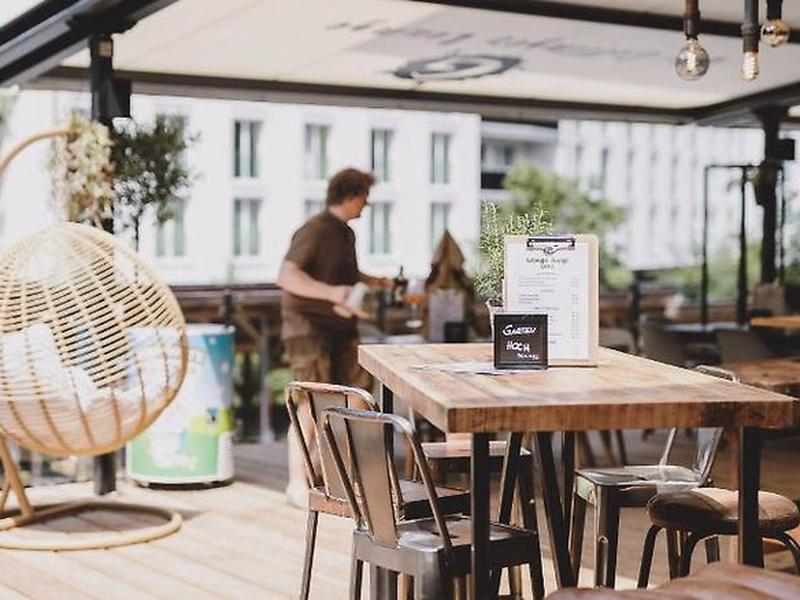 F901378F3F1AFB3E28862637A0793AA0