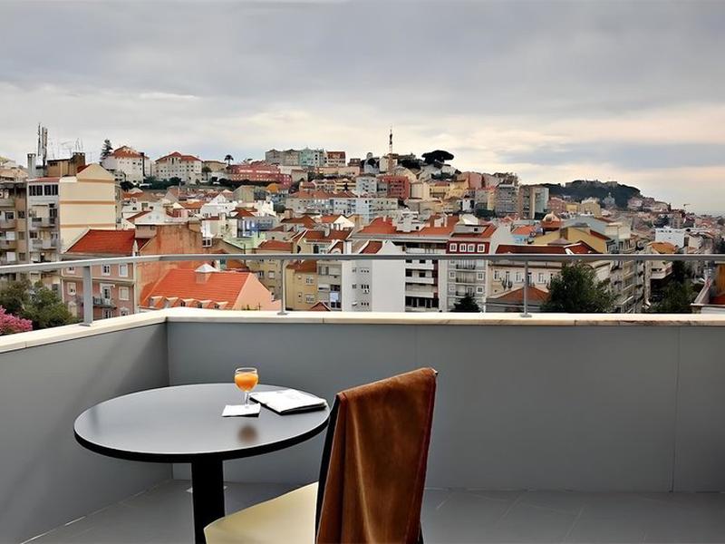 7D736C97CA442E9AE6A51EFCD0512BA7