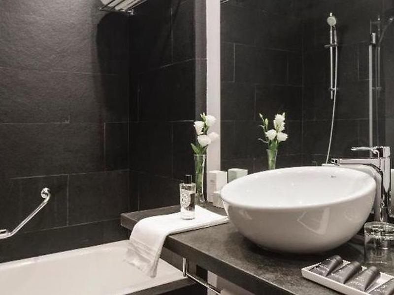 82B4E69CA88F41C6ABB74CAE7FD5800F