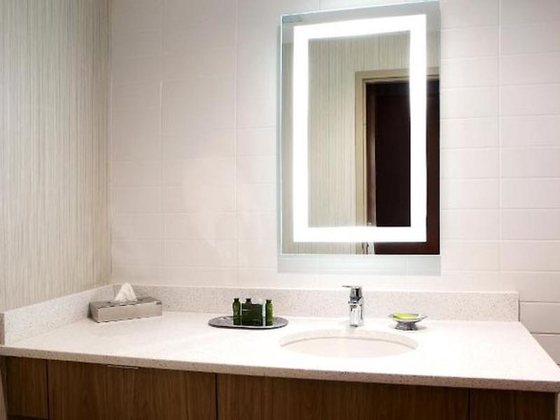 19F66D2FC1A24DDA5F0955822334B195