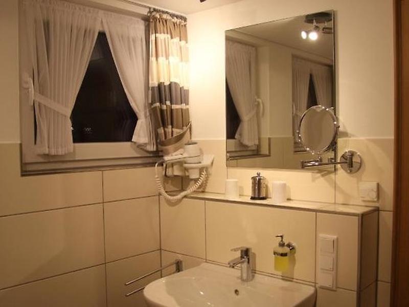 58F6ECA2EC005113D68F02D017D415E7