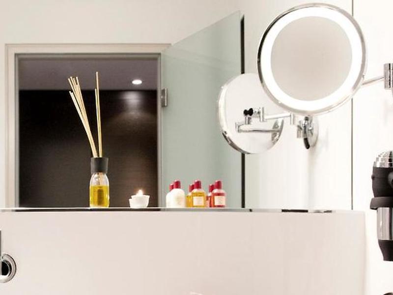 CFF5B5EAC68EC058B5AA0DA426401D62