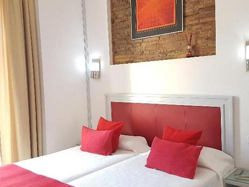 27B97CE384B2A18B9828BE1C3B429227