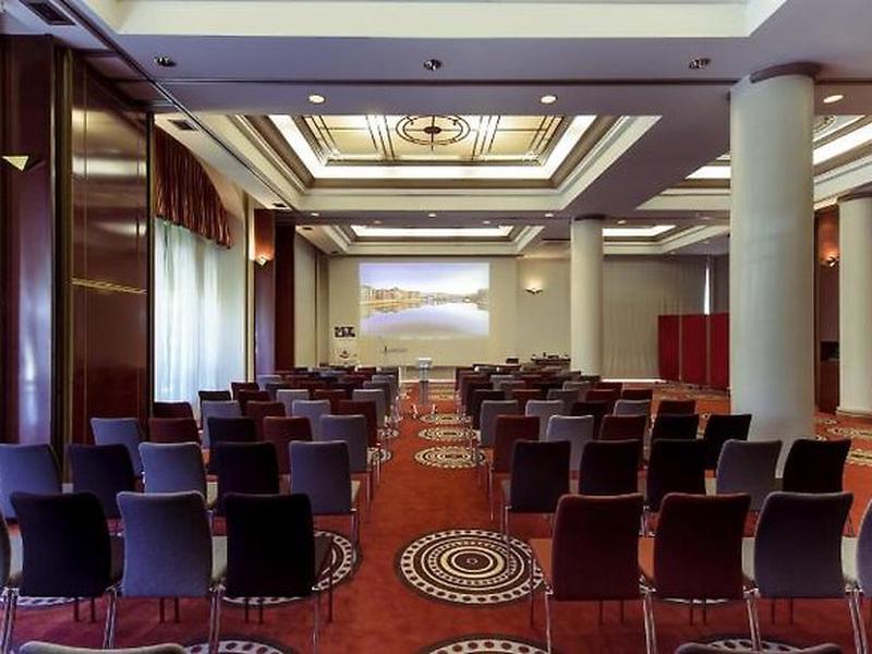 AAF7E55A48B19B5212BF5592B5799721