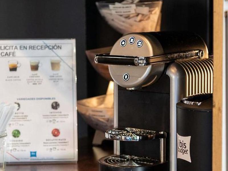 F49FADF3F7CBC4B1EECFEC46505DF164