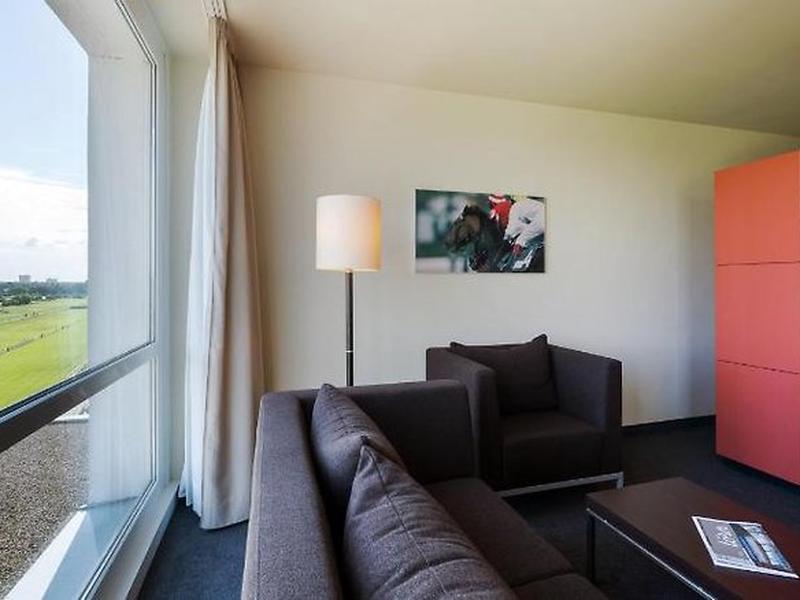 EA212C1E75844001EAD740AE480C3393