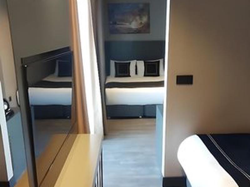 BA7E7ECCC756F087401C7C1EF540A06B