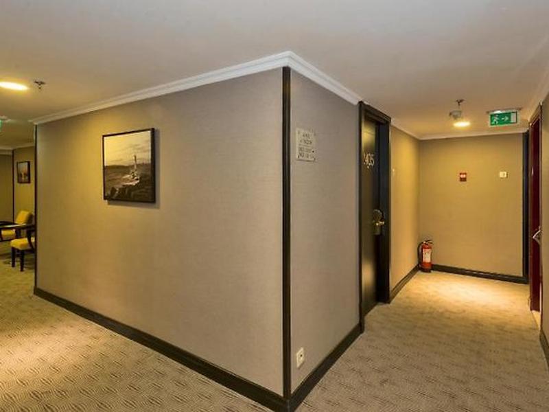 8837384111B98000552BA6377D83CB52